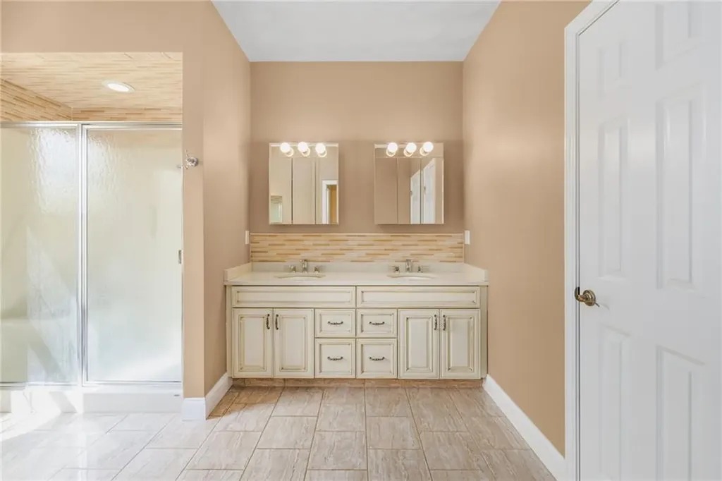 136 Rome Court Cranston RI 02921