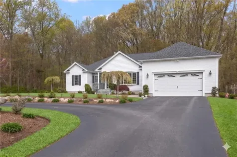 136 Rome Court Cranston RI 02921
