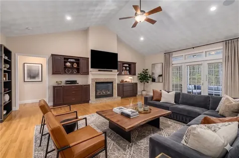 136 Rome Court Cranston RI 02921