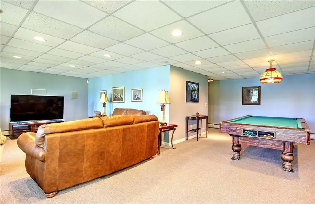 48 Wood Cove Drive Coventry RI 02816