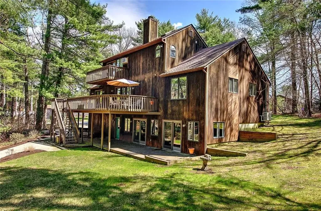 48 Wood Cove Drive Coventry RI 02816