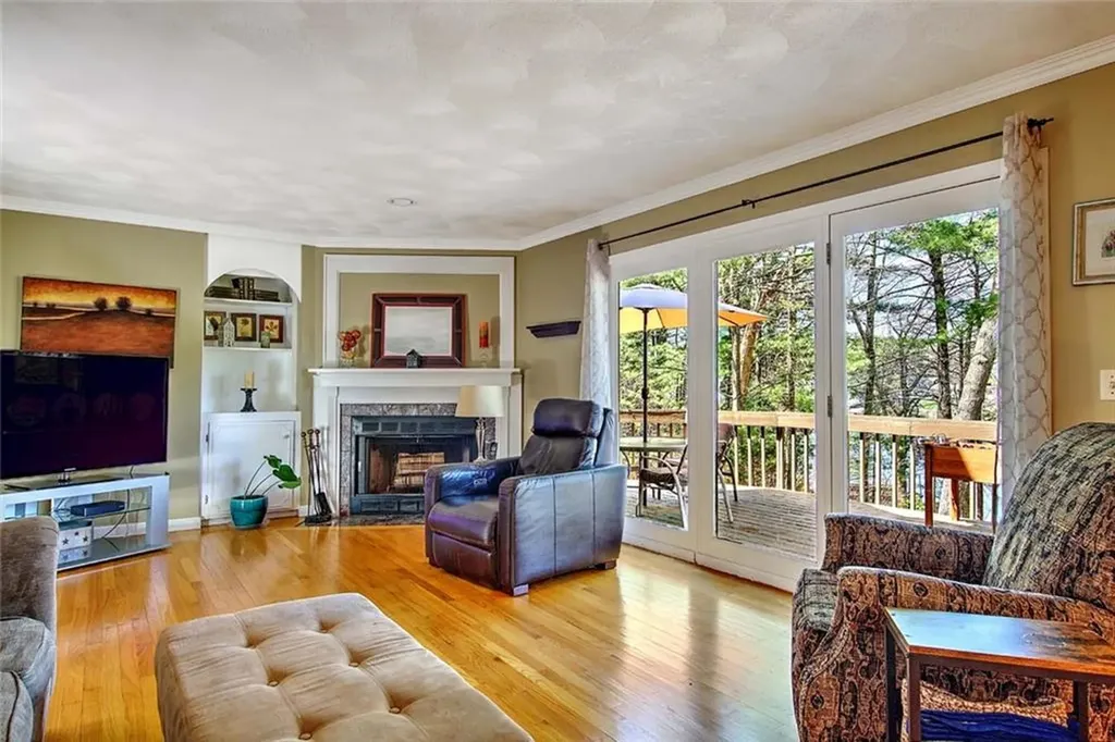48 Wood Cove Drive Coventry RI 02816
