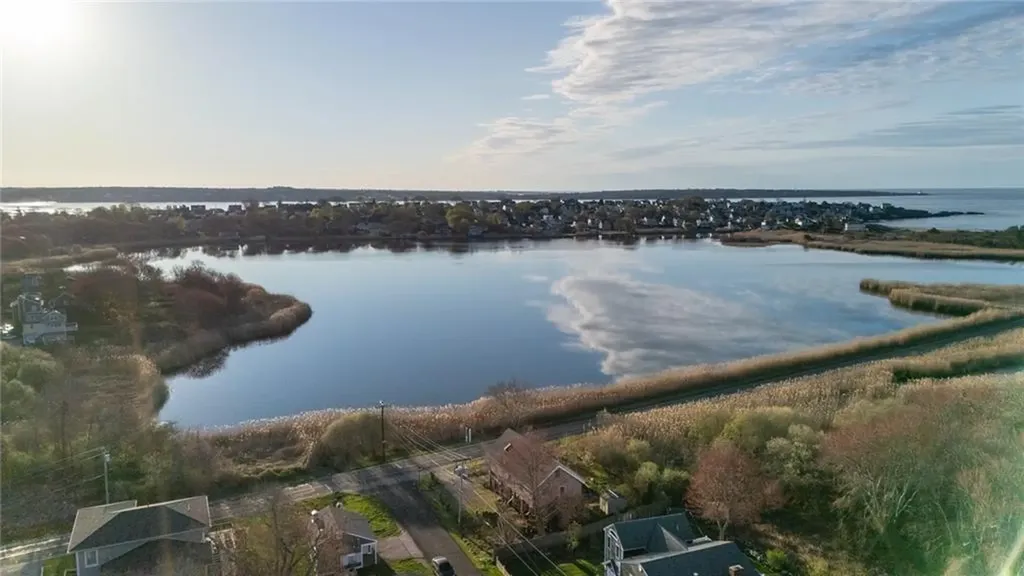 91 Bonnet Point Road Narragansett RI 02882