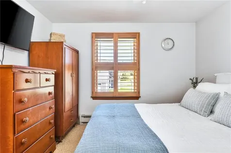 91 Bonnet Point Road Narragansett RI 02882