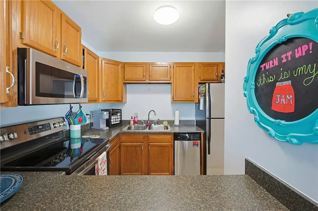 77 B Penn Street Providence RI 02909