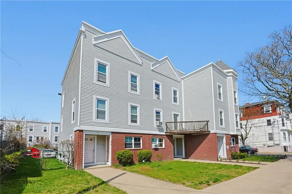 77 B Penn Street Providence RI 02909