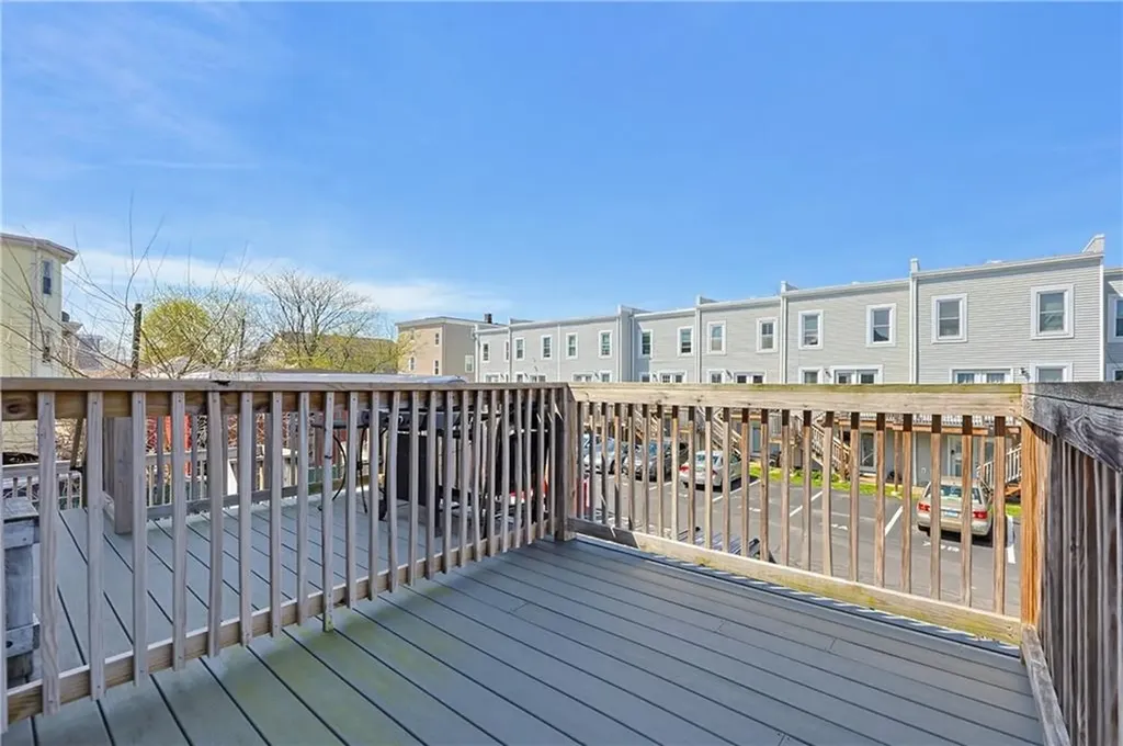 77 B Penn Street Providence RI 02909