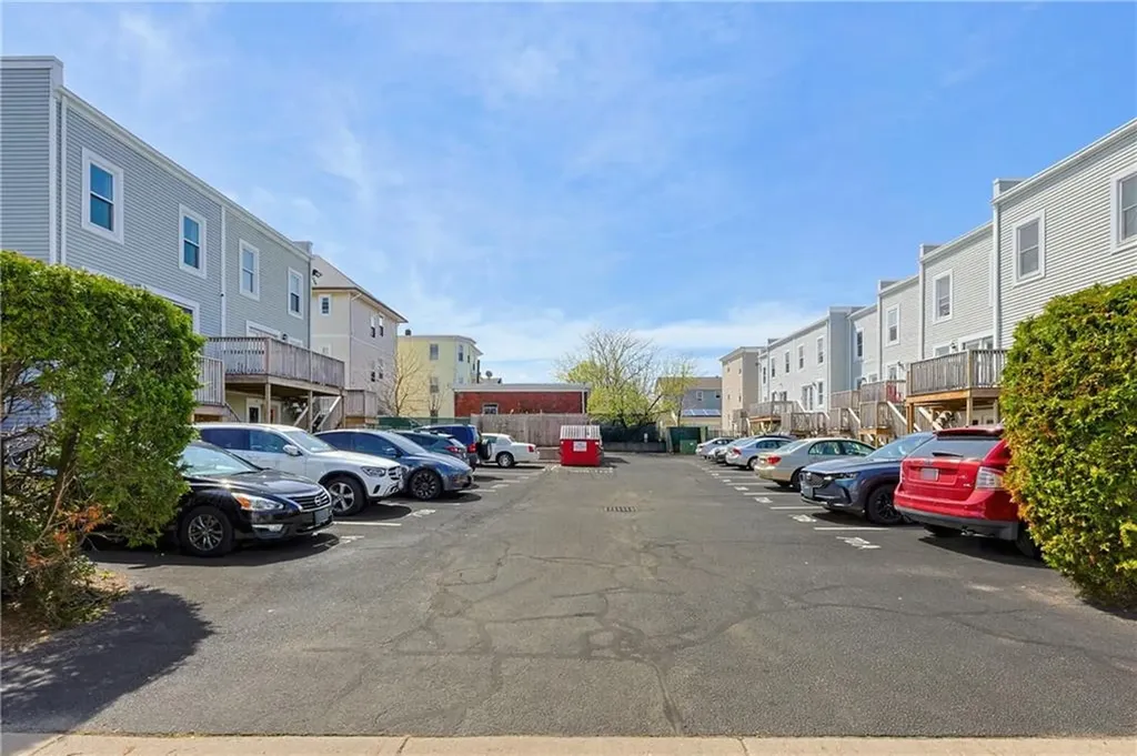 77 B Penn Street Providence RI 02909