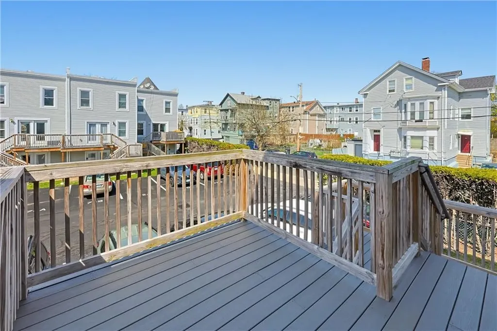 77 B Penn Street Providence RI 02909