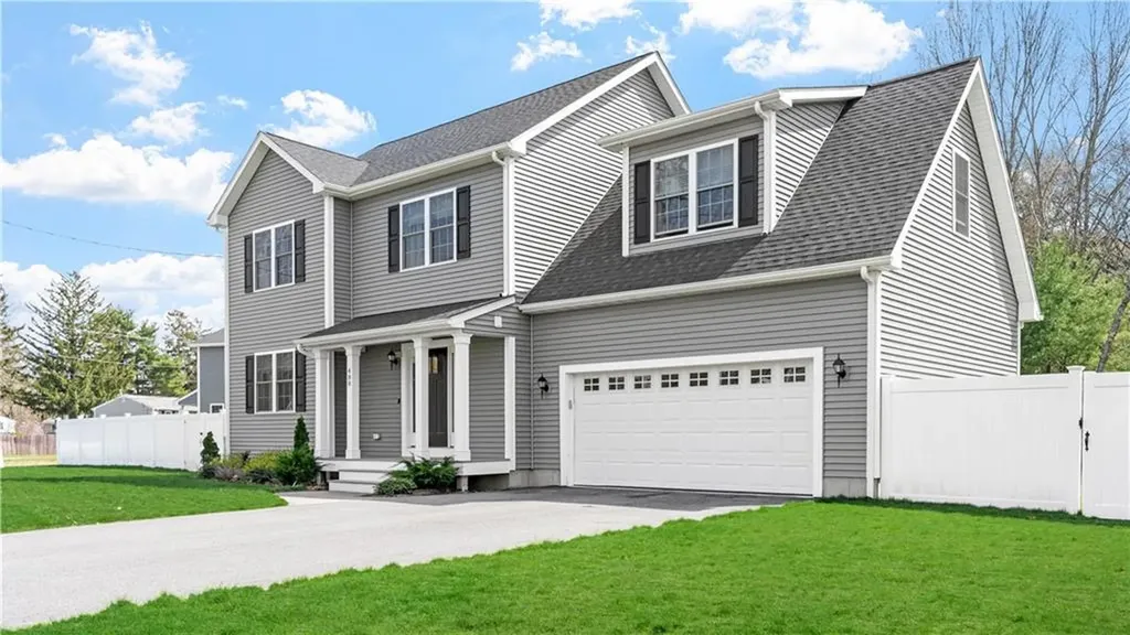 488 Long Street Warwick RI 02886