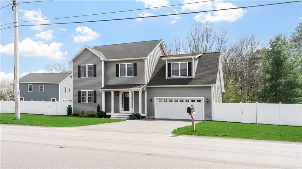 488 Long Street Warwick RI 02886