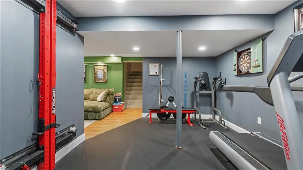 488 Long Street Warwick RI 02886
