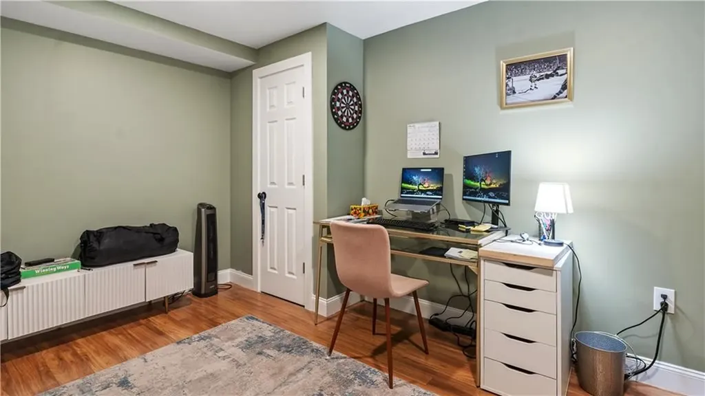 488 Long Street Warwick RI 02886