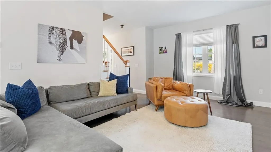 488 Long Street Warwick RI 02886