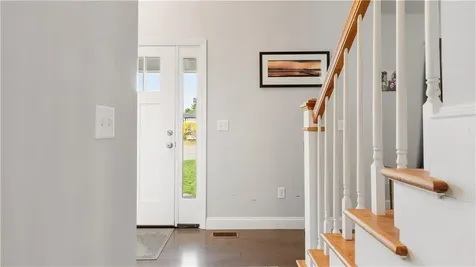 488 Long Street Warwick RI 02886