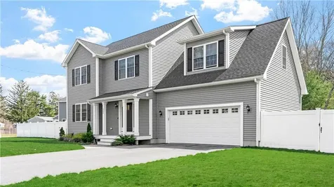488 Long Street Warwick RI 02886
