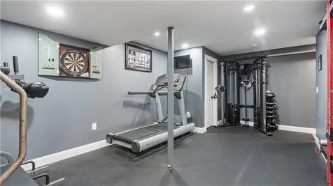 488 Long Street Warwick RI 02886