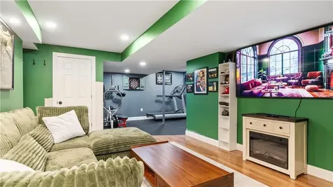 488 Long Street Warwick RI 02886
