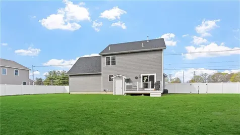488 Long Street Warwick RI 02886