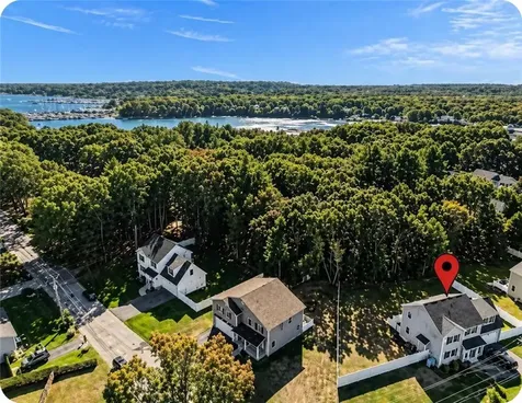 488 Long Street Warwick RI 02886