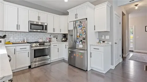 488 Long Street Warwick RI 02886