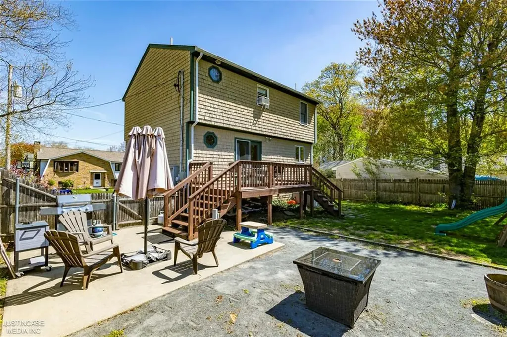 61 Ravena Avenue East Providence RI 02915
