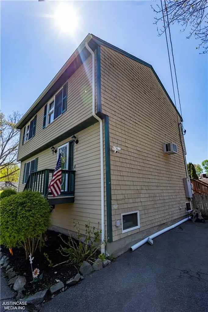 61 Ravena Avenue East Providence RI 02915