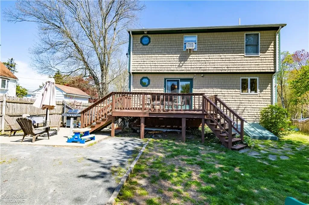 61 Ravena Avenue East Providence RI 02915