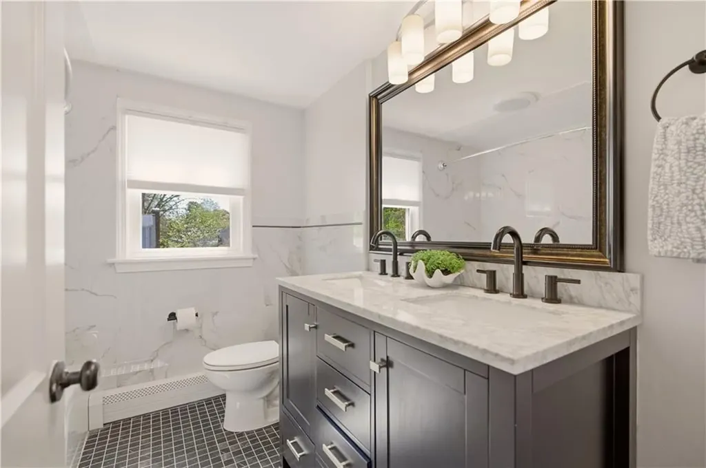 349 Sowams Road Barrington RI 02806