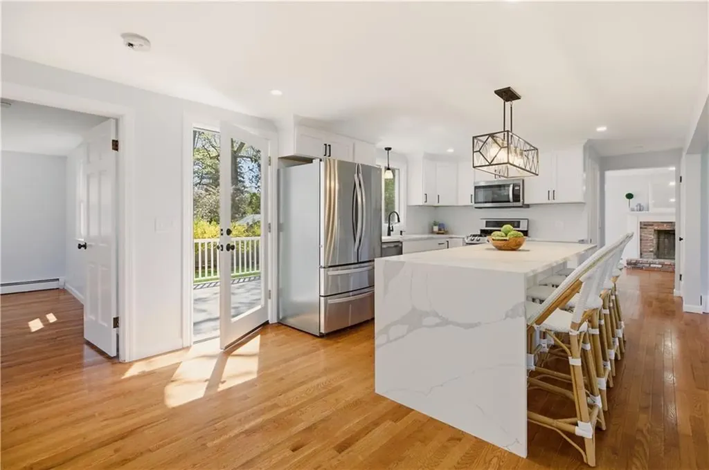 349 Sowams Road Barrington RI 02806