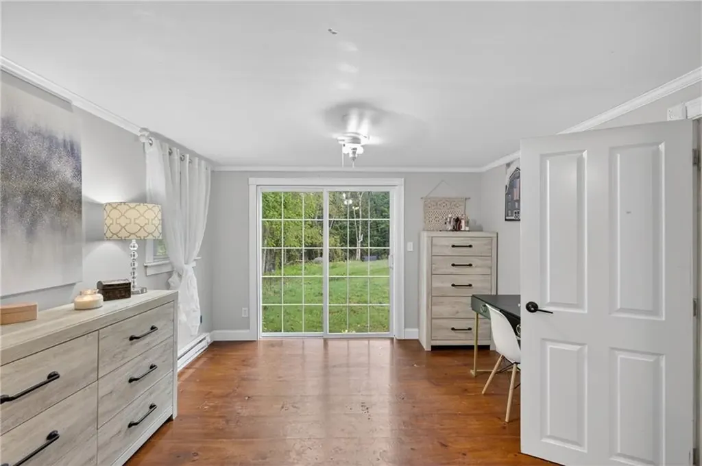 6 North Road Foster RI 02825