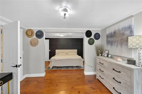 6 North Road Foster RI 02825