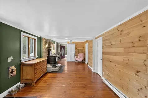 6 North Road Foster RI 02825