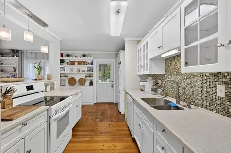 6 North Road Foster RI 02825