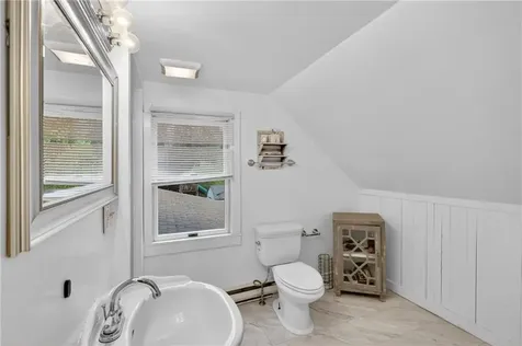 6 North Road Foster RI 02825