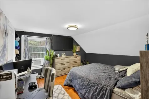6 North Road Foster RI 02825