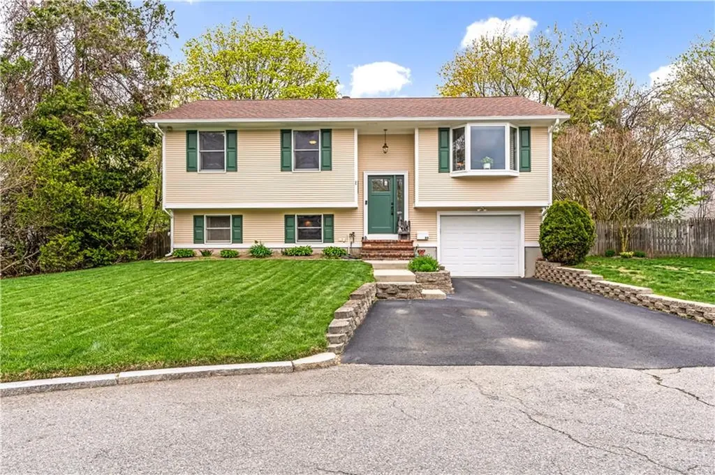 84 Lynde Street Providence RI 02908