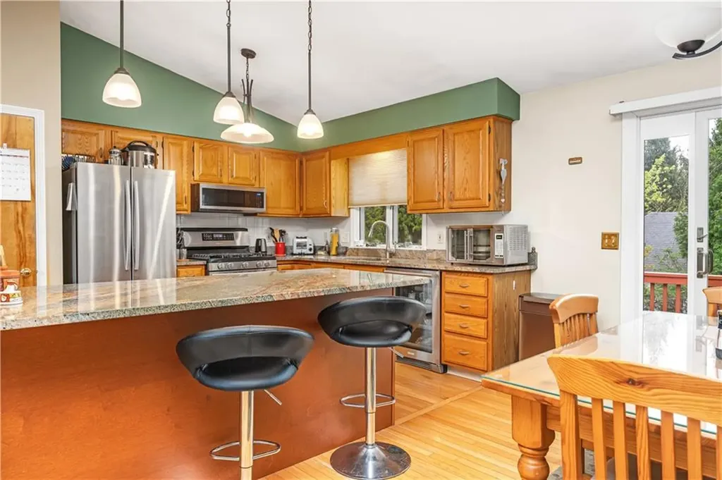 84 Lynde Street Providence RI 02908