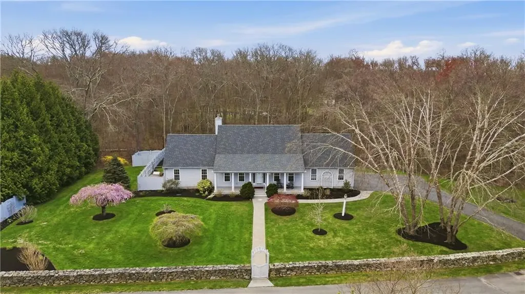 9 Austin Lane Little Compton RI 02837