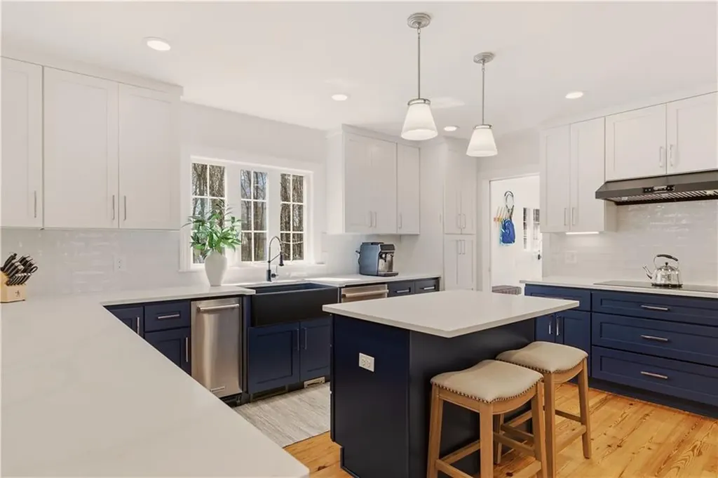 9 Austin Lane Little Compton RI 02837