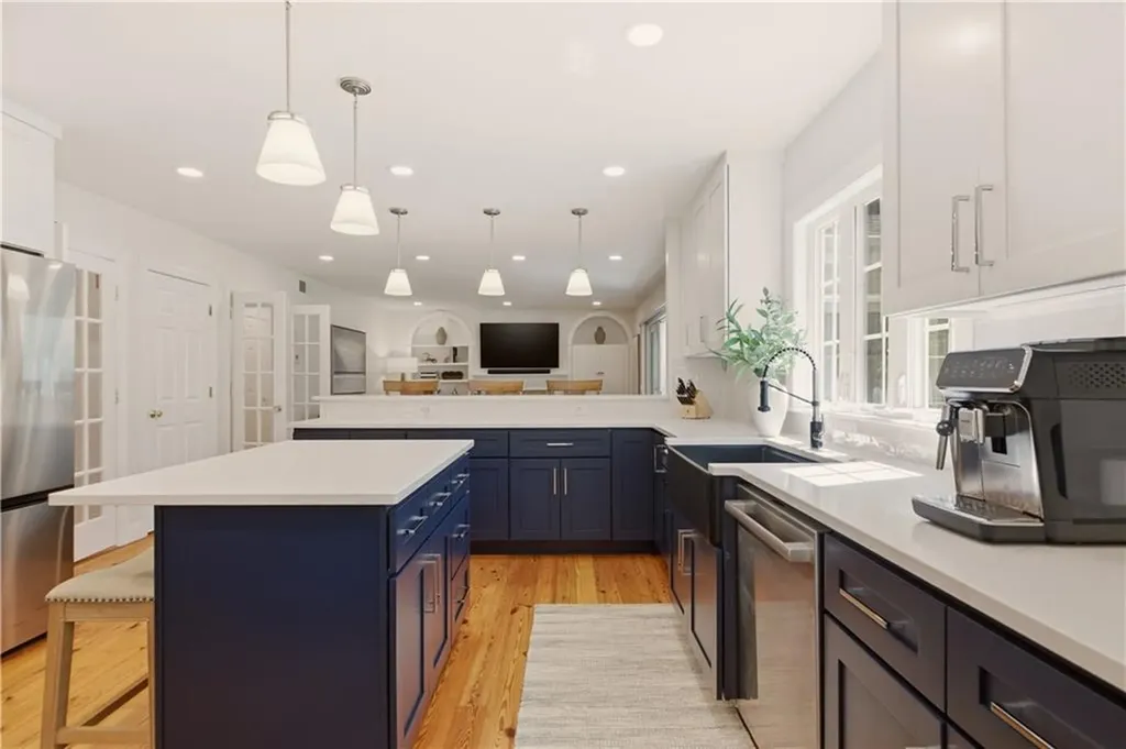 9 Austin Lane Little Compton RI 02837