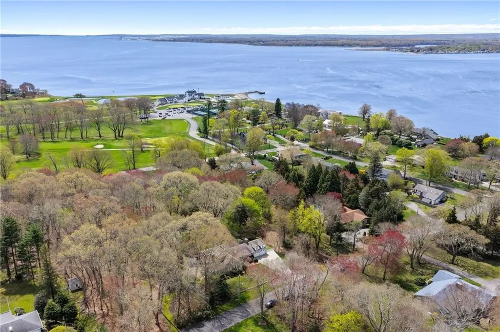 230 Kirby Avenue Warwick RI 02889