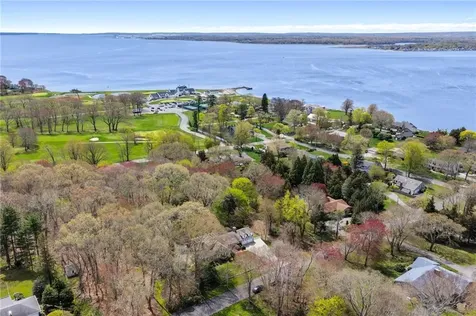 230 Kirby Avenue Warwick RI 02889