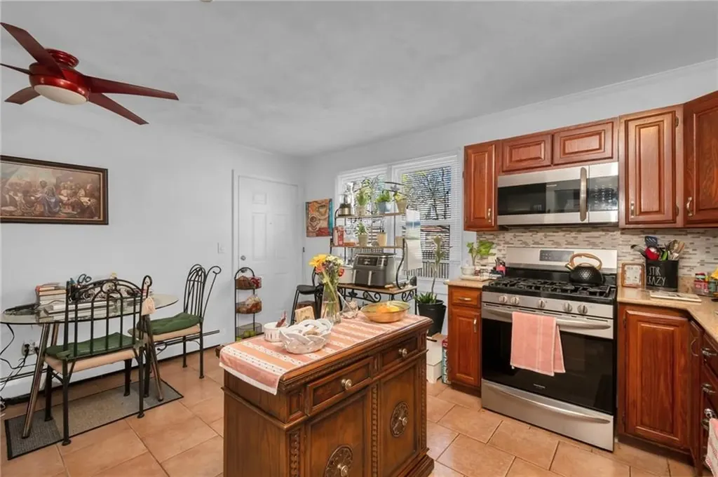 434 Linden Street Fall River MA 02720