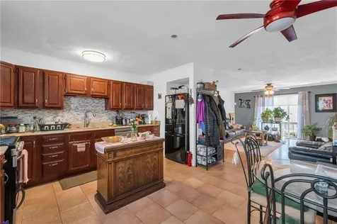 434 Linden Street Fall River MA 02720