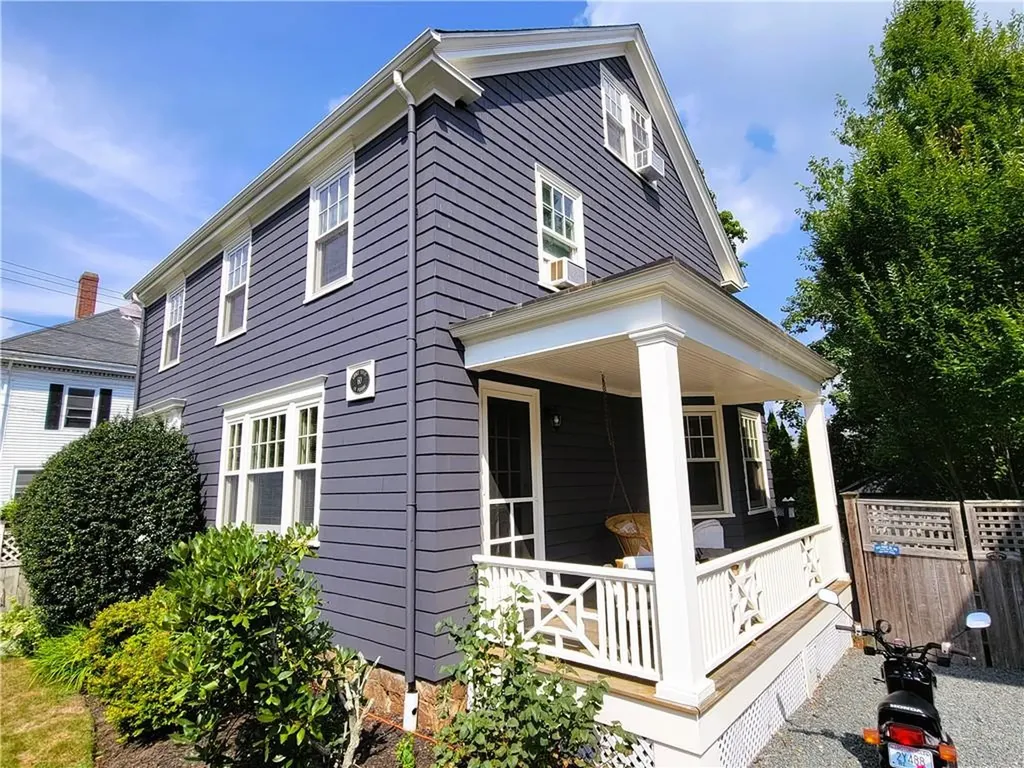 60 Prairie Avenue Newport RI 02840