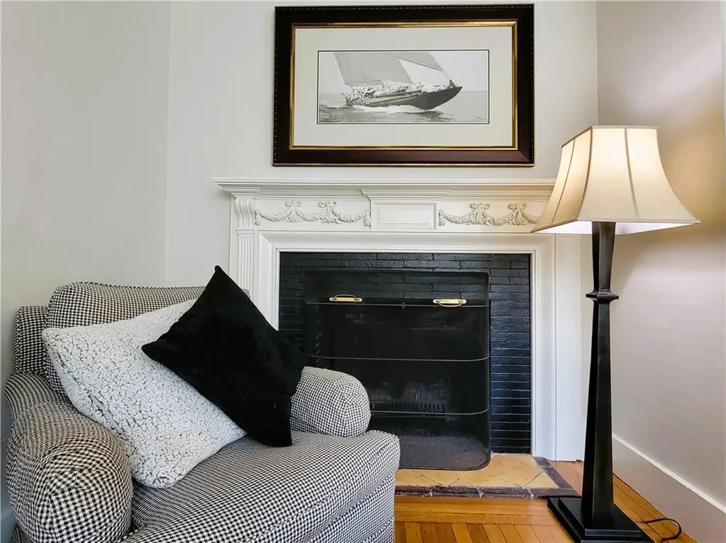 60 Prairie Avenue Newport RI 02840