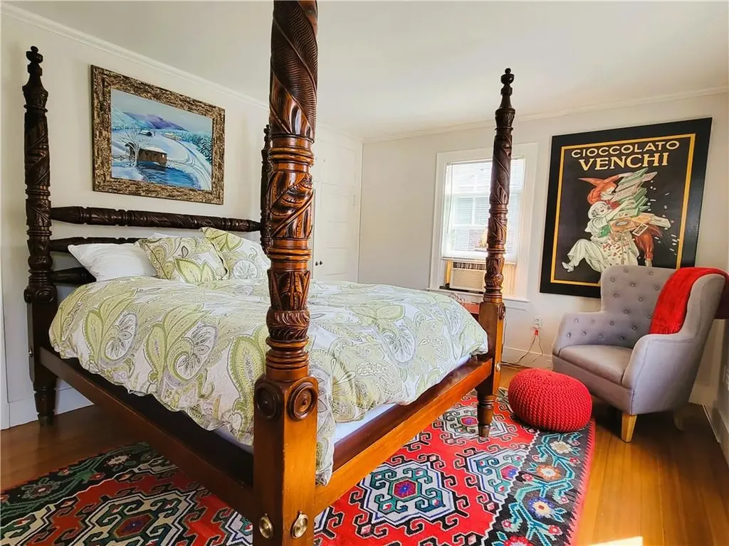 60 Prairie Avenue Newport RI 02840