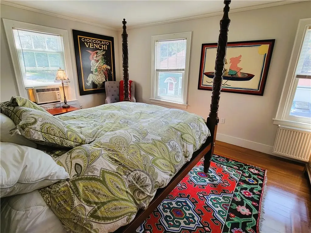 60 Prairie Avenue Newport RI 02840