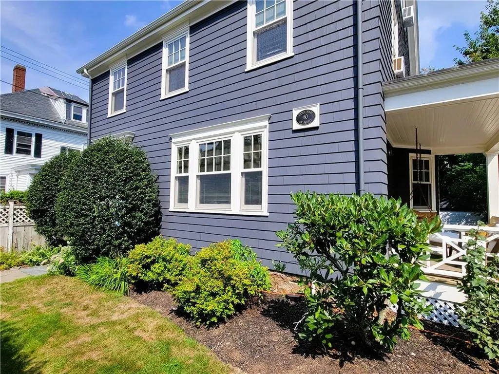 60 Prairie Avenue Newport RI 02840